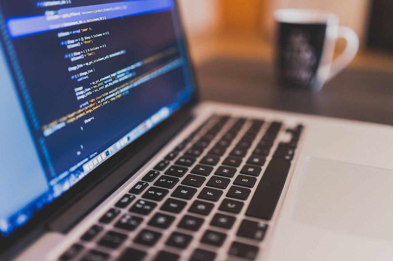 Ile kosztują kursy programowania dla dzieci i jak wybrać najlepszą ofertę? Poradnik dla rodziców